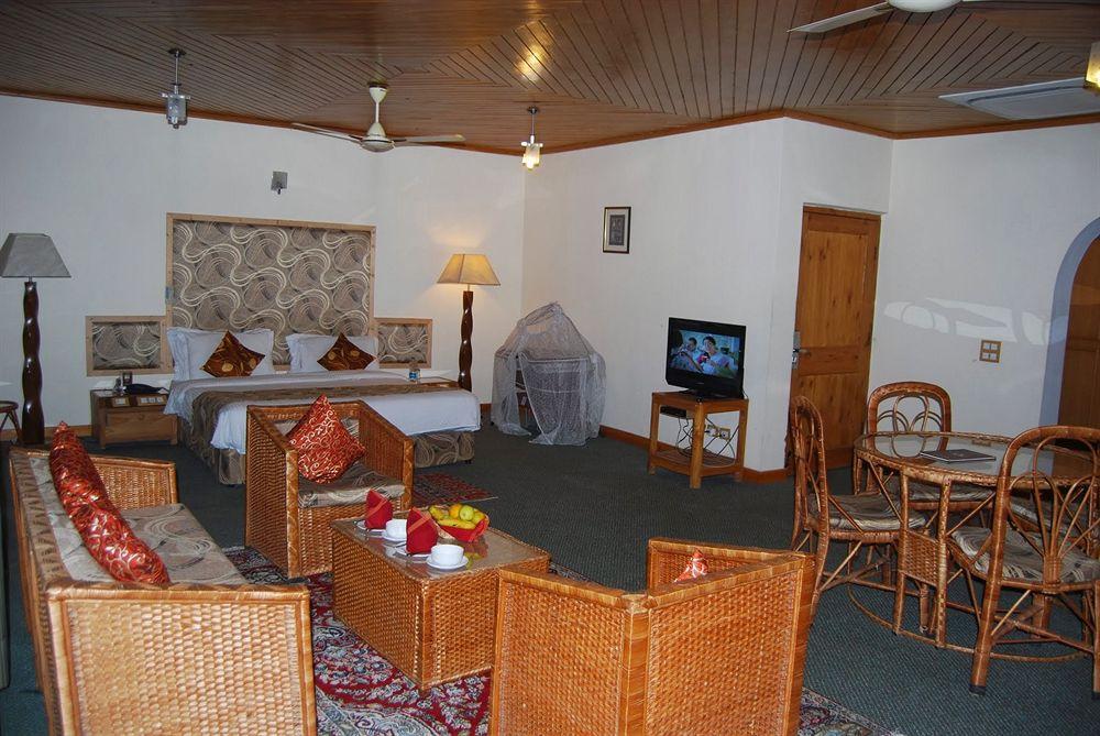 Hotel Heevan Resort Srinagar  Exterior photo