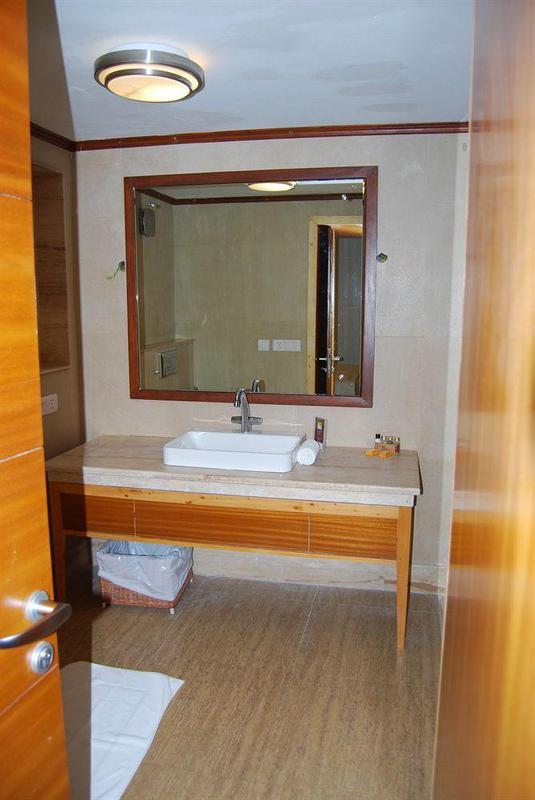 Hotel Heevan Resort Srinagar  Exterior photo